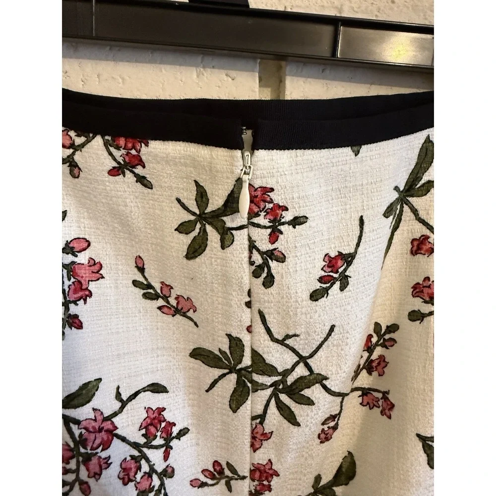Ann Taylor Women's Classic Floral‎ Straight & Pencil Skirt Size 12 Lined White